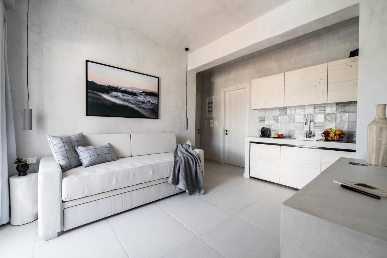 Iraklitsa Suites Nea Iraklitsa Luaran gambar